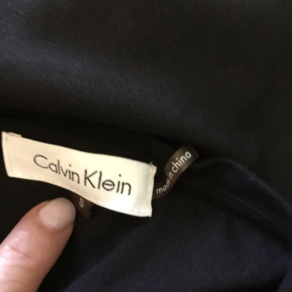 Calvin Klein Black Long-Sleeve Top - Picture 13 of 13